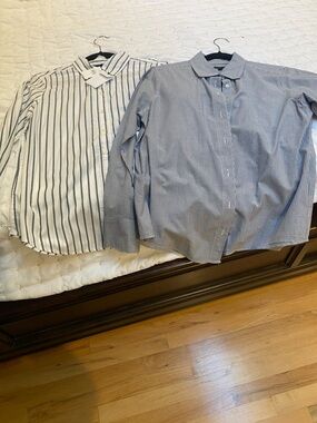Womens Blue and White Striped Button-Up Shirts 2for1